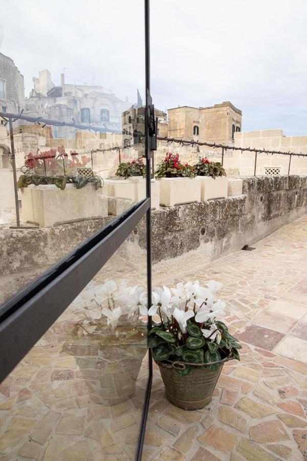 L'Artiere Dimore Nei Sassi มาเตรา ภายนอก รูปภาพ